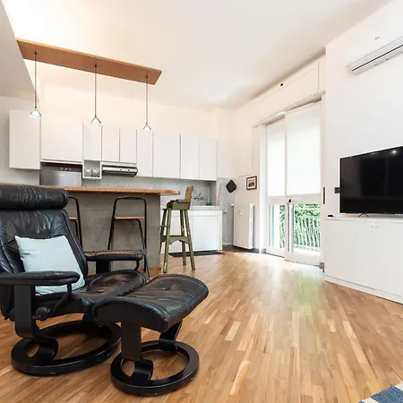 Apartman Comfort, Sea, Airport And Private Parking *